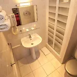 Amaryllis Hotel 3*