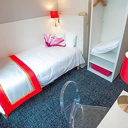 Amaryllis Hotel 3*